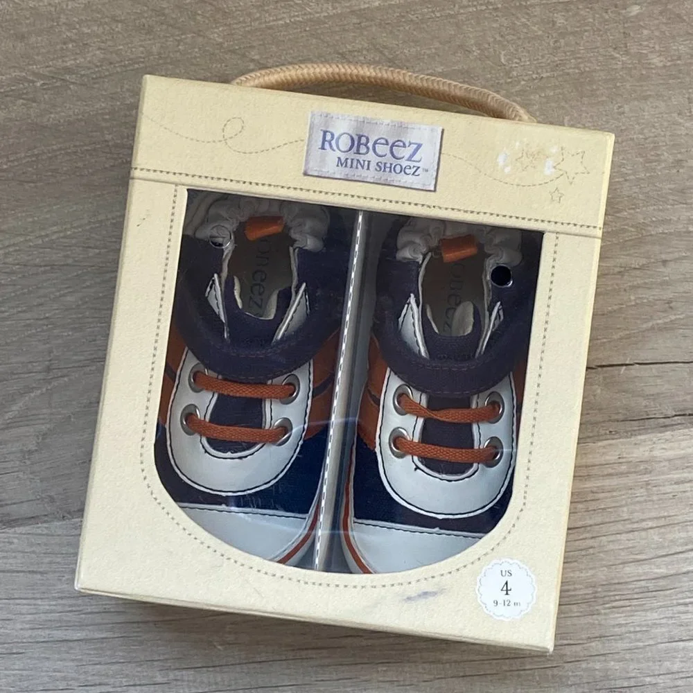 Robeez First Shoes for Baby Designed for Early Walkers Size 4 (9-12 month)